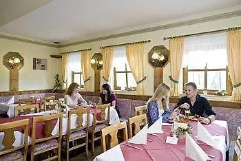 Otel Sonnenhotel Eichenbuhl 3*